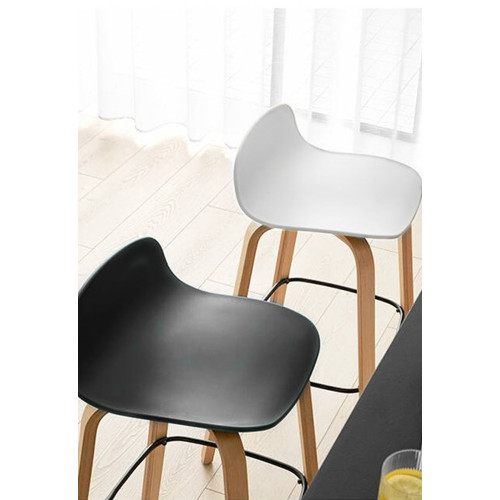 Lot de 4 tabourets de bar noirs style scandinave avec pieds en métal - Hauteur 76cm