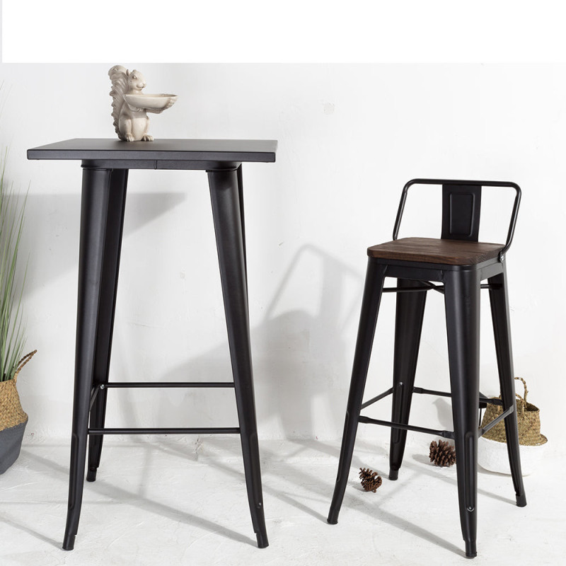 Lot de 4 tabourets de bar en métal noir mat style industriel avec dossier et assise en bois foncé - Hauteur 76 cm 