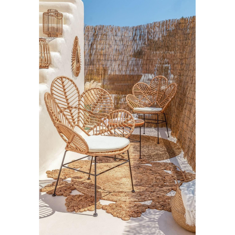 Fauteuil confortable aspect rotin naturel