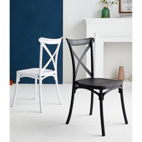 Chaise blanche style BISTROT en résine polypropylène