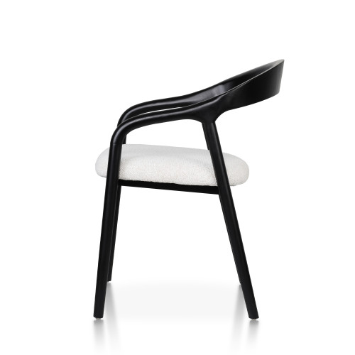 Chaise style scandinave en bois noir avec assise en tissu beige clair chiné – Élégance et confort