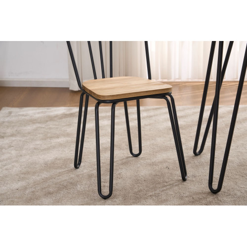 Lot de 4 chaises en métal noir mat style industriel et assise en bois clair – Pieds en épingle
