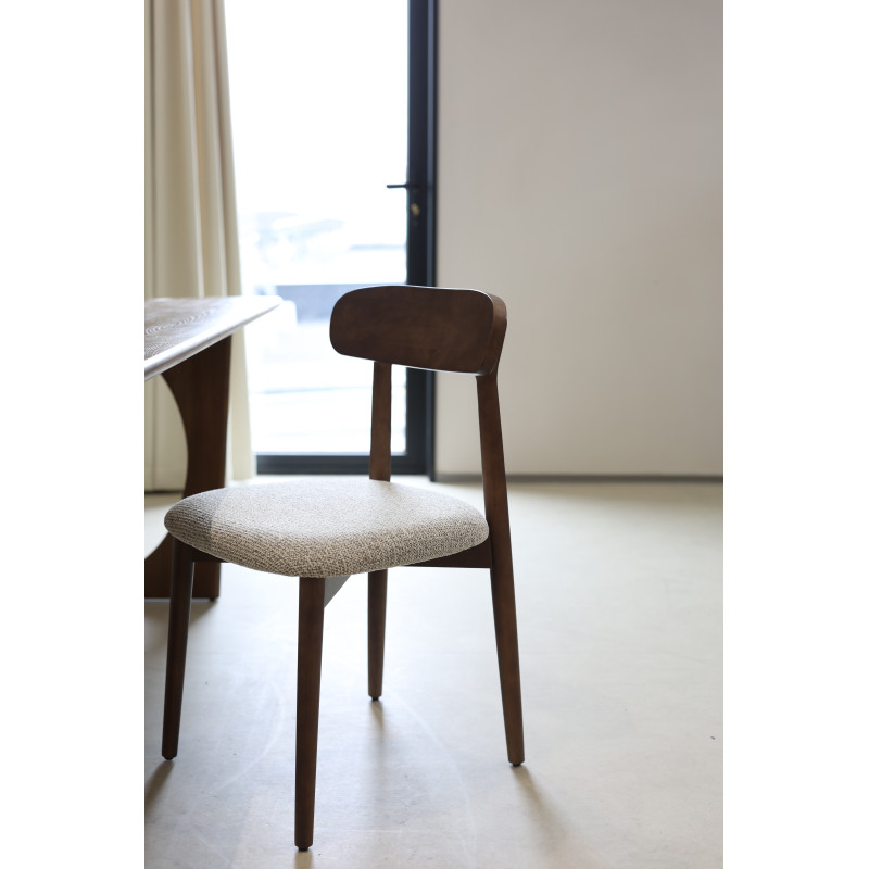 KOSMI - Chaise TERRA en bois aspect noyer et tissu chiné