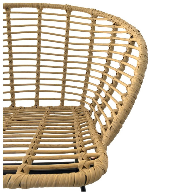 Fauteuil style nature aspect rotin en résine tressée et pieds en métal noir