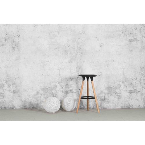 Lot de 2 Tabourets Noirs Style scandinave Oslo avec Coque en résine Noire et Pieds en Bois Naturel 2