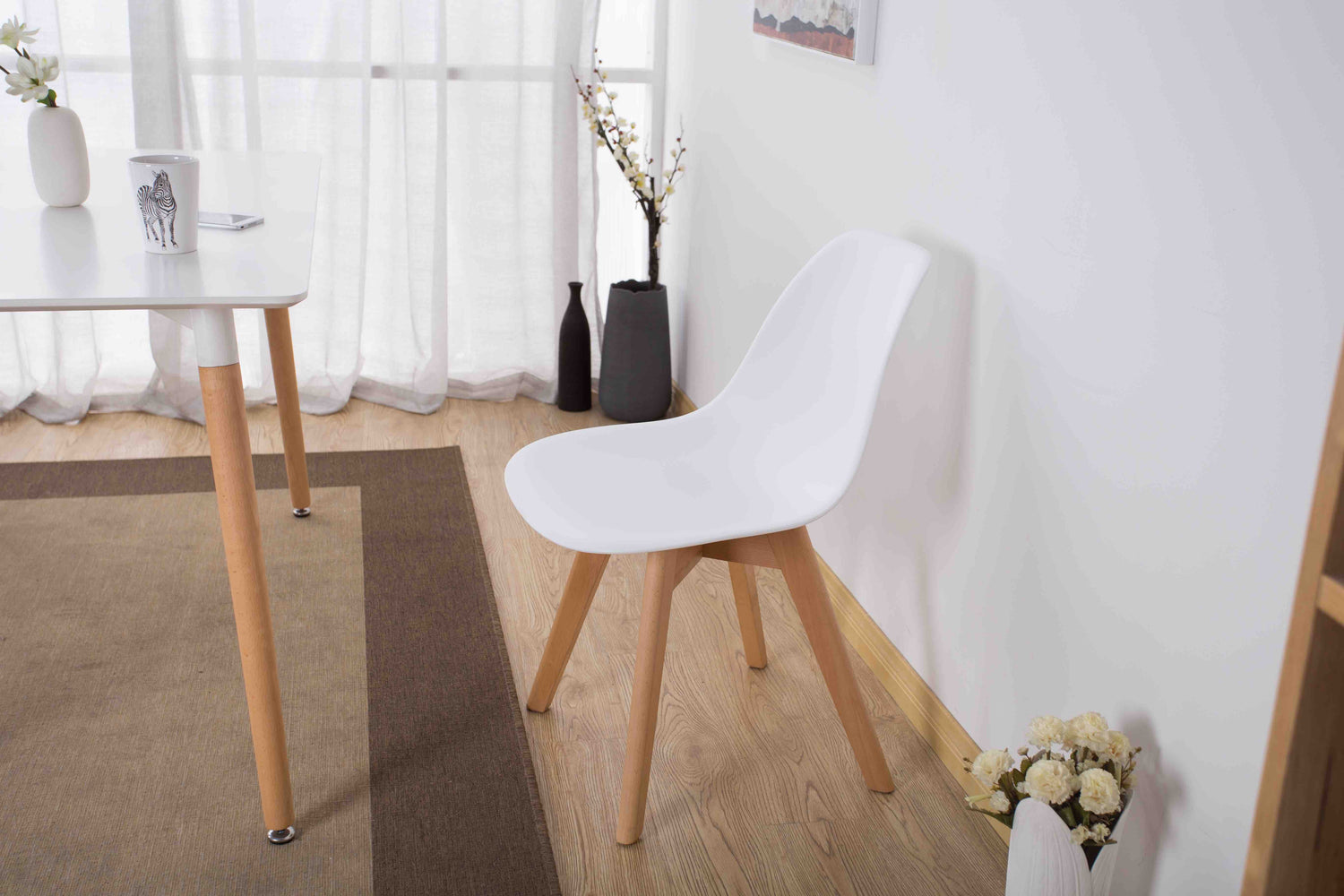 Chaises Scandinave BESSY blanc coque thermo-formée