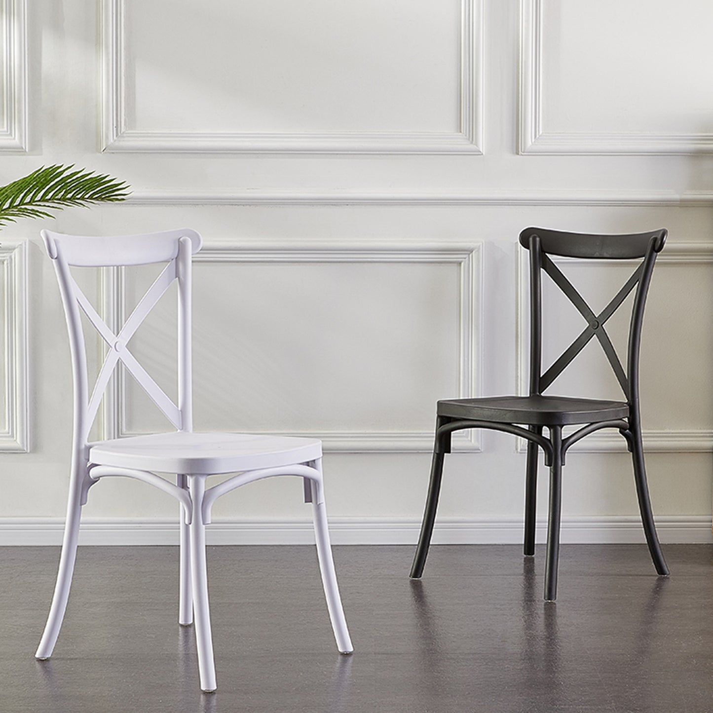 Lot de 4 chaises blanches style BISTROT empilables en plastique polypropylène